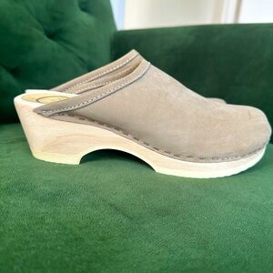 No.6 NWOB Old School mid-heel clogs, 37